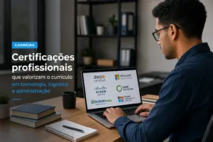 Profissional em escritório com certificações em laptop